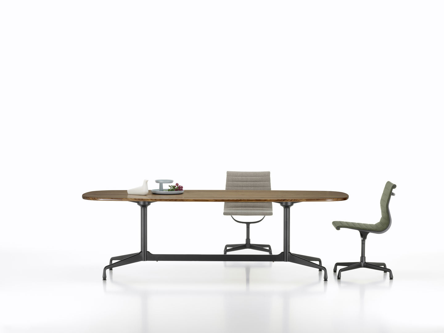 Eames Segmented Table Dining Dining Table Boat Shape 220 cm Vitra