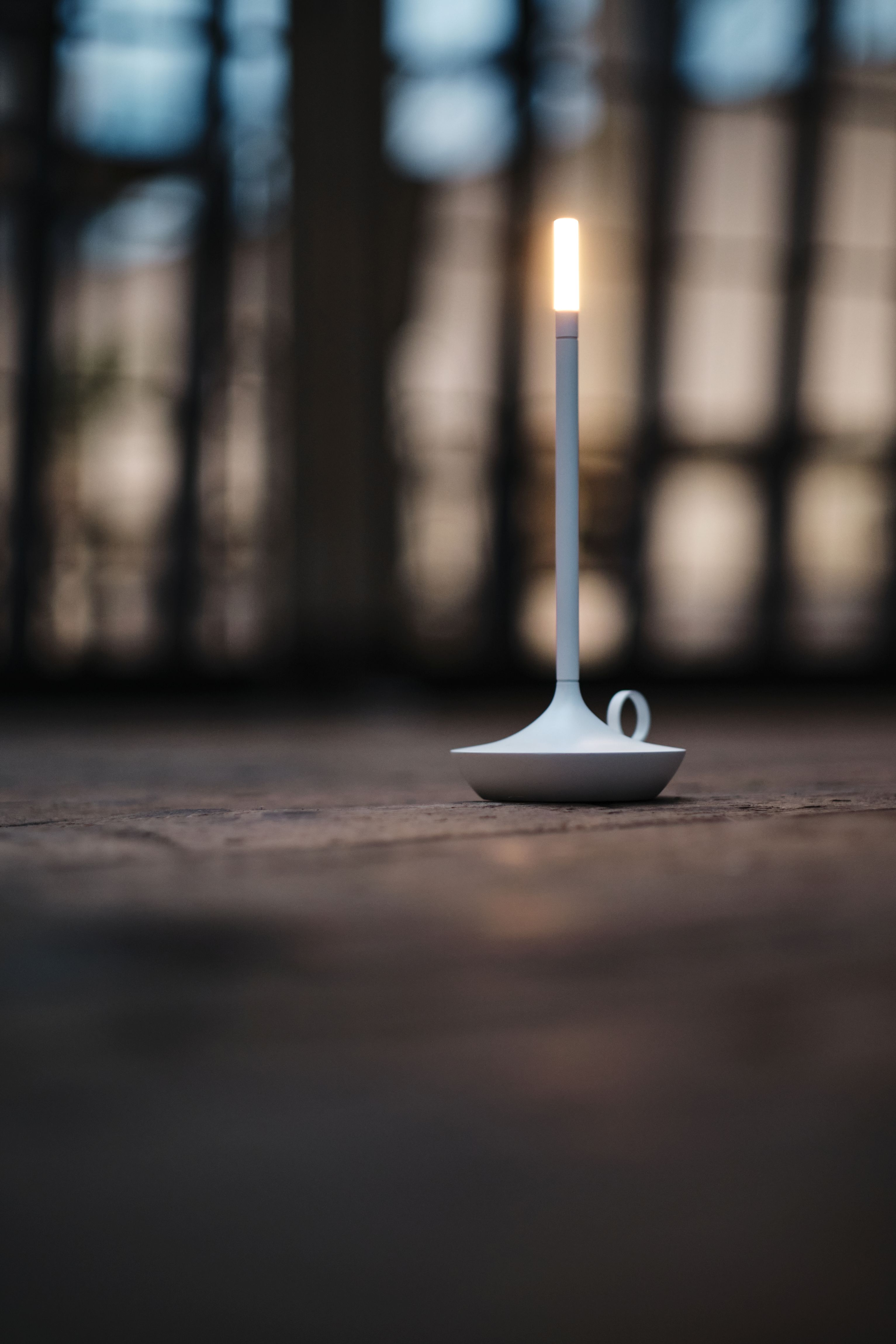 Wick Portable light / Tample lamp with USB white Graypants