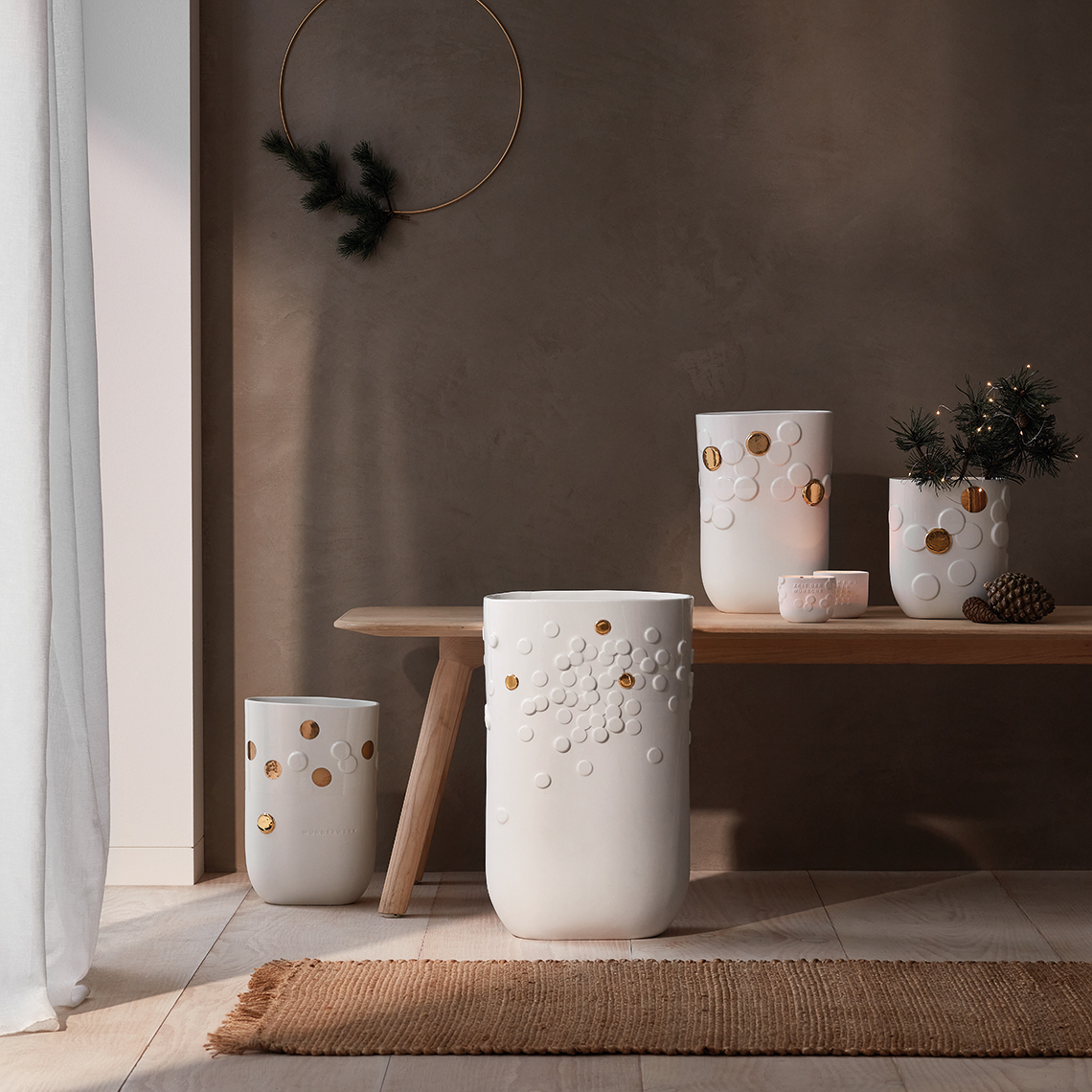 Golden dot vase Floor vase Räder