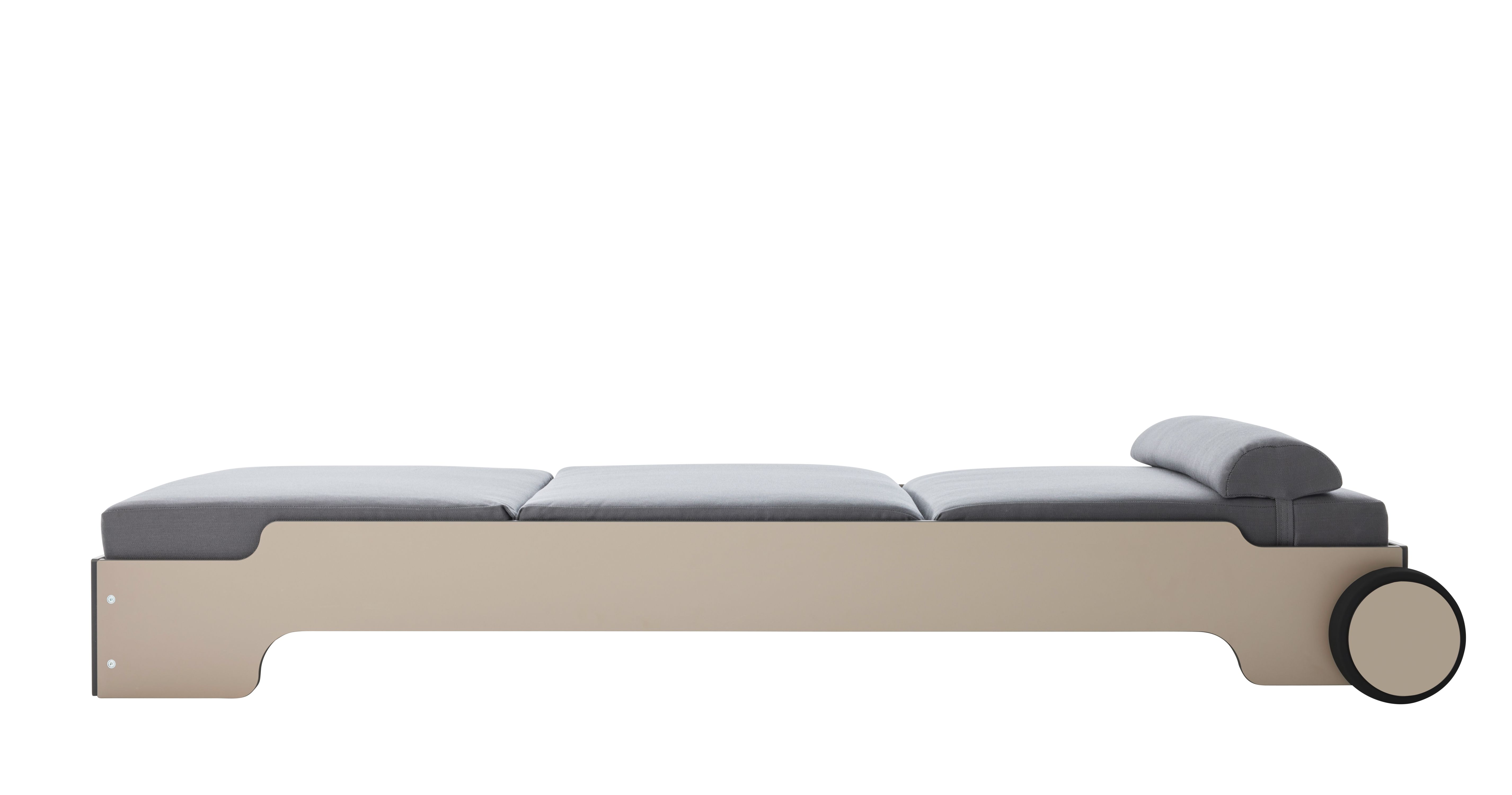 Solara Stacking Lounger incl. Wheels and Upholstery Outdoor Müller Möbelwerkstätten