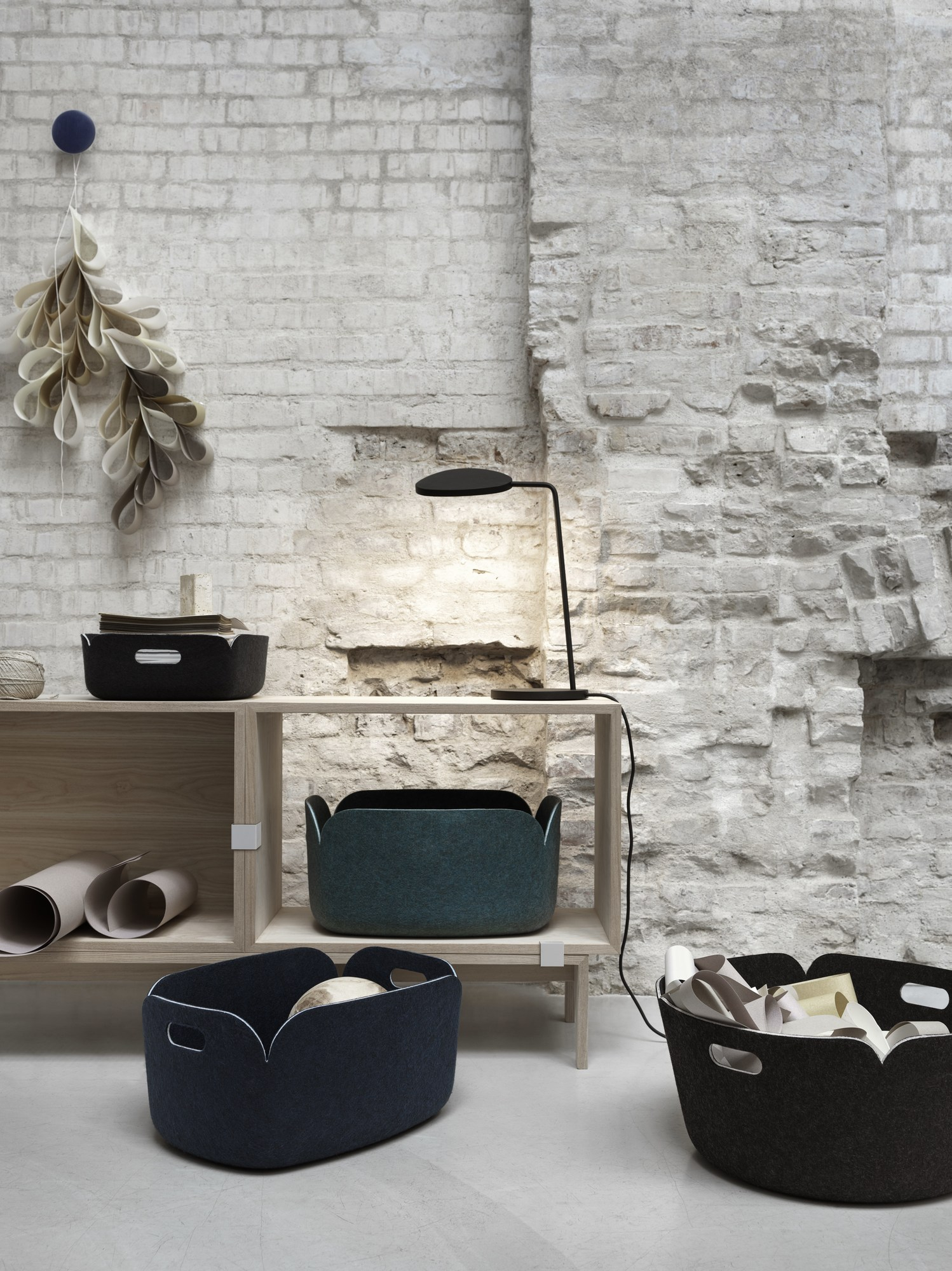Leaf Table Lamp Grey Muuto SINGLE PIECES