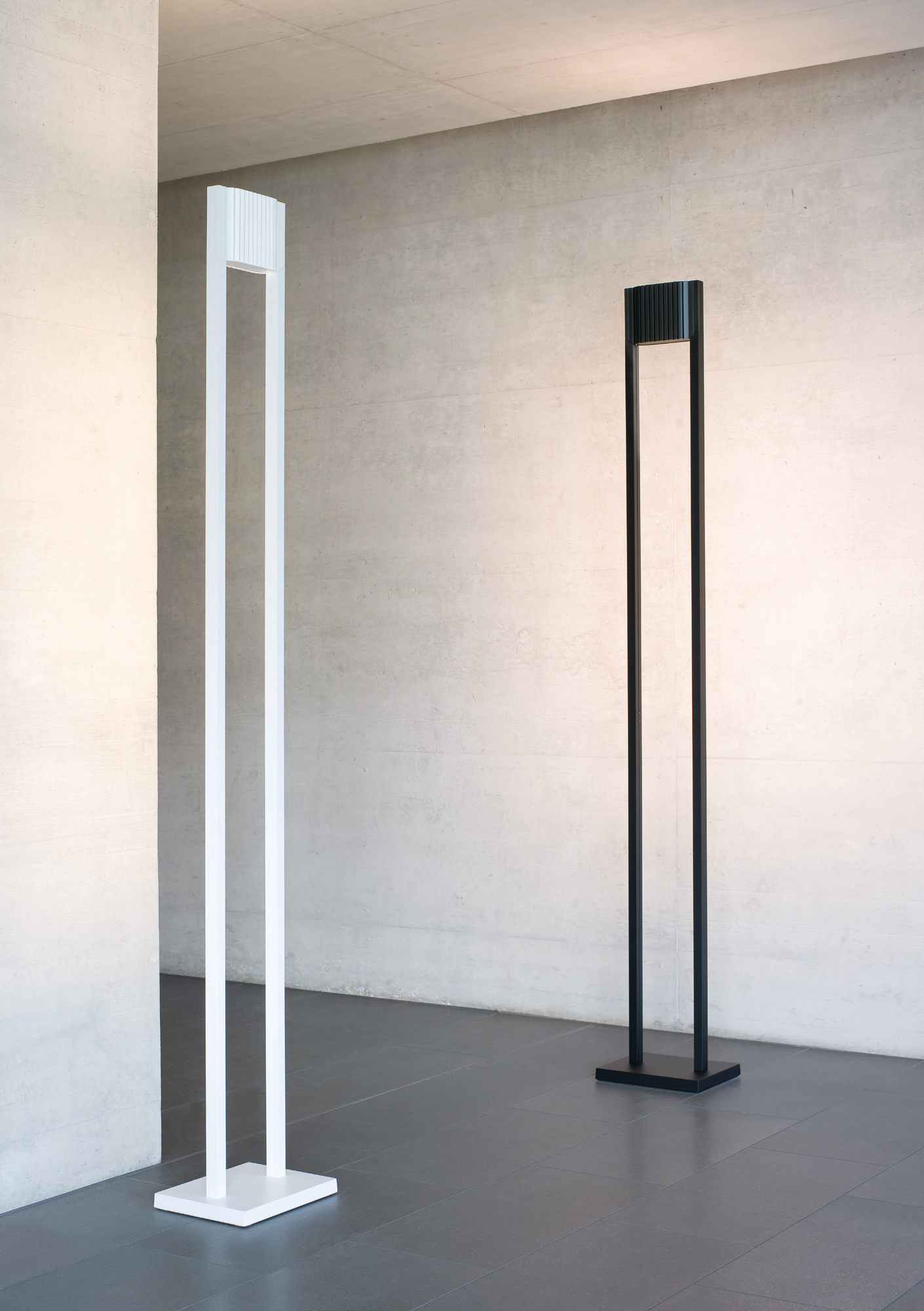Unic LED Floor Lamp Steve Lechot Luminaires White