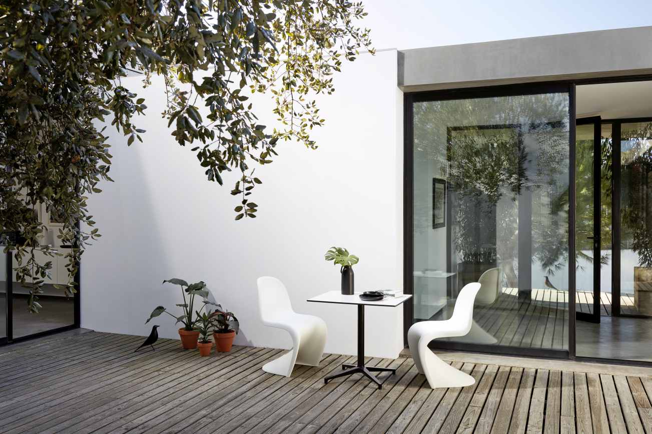 Bistro Table Outdoor Rectangular Vitra