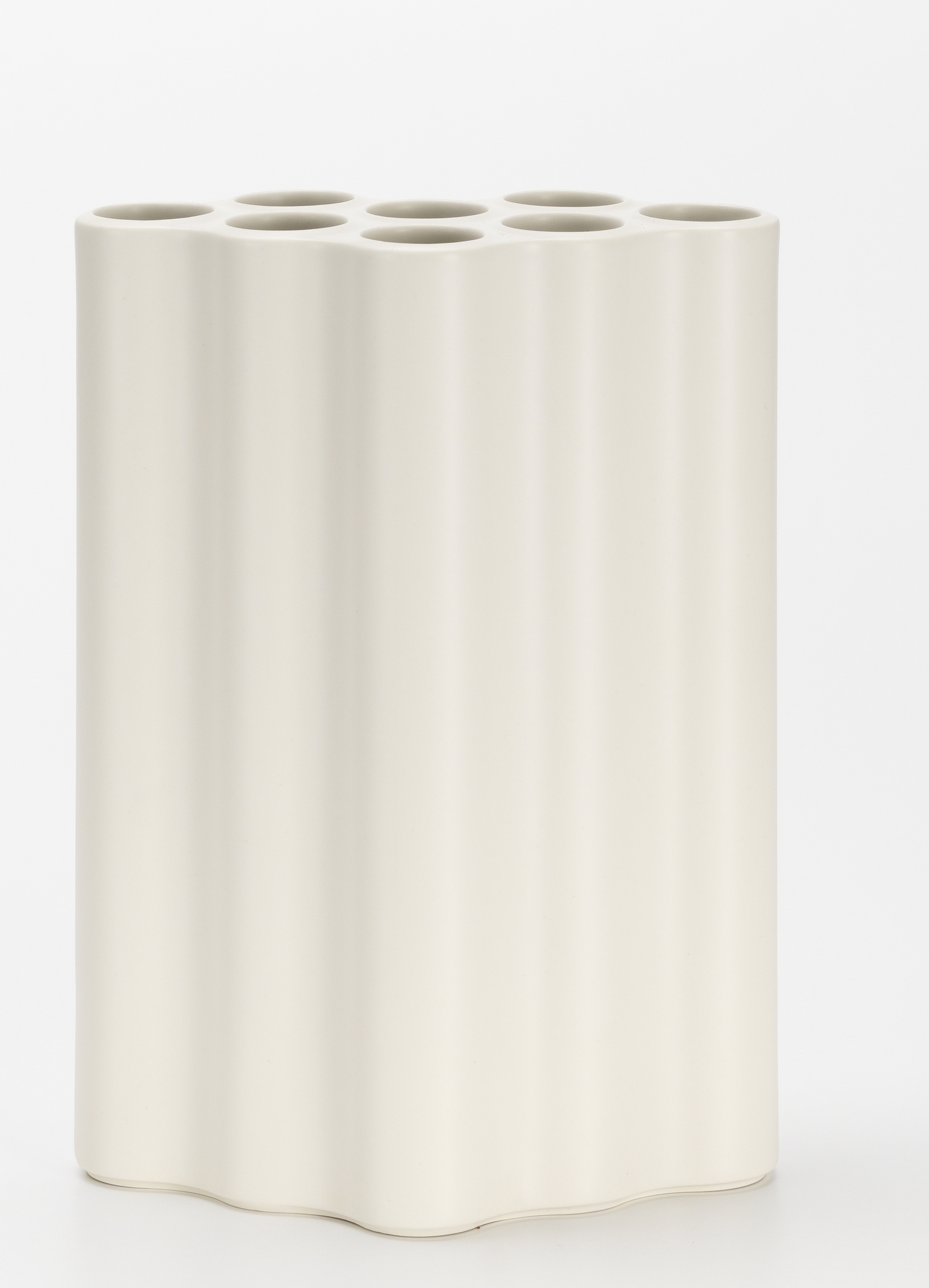 Beige Nuage Vase aus Keramik von Vitra, große Ausführung mit wellenförmiger Oberfläche.