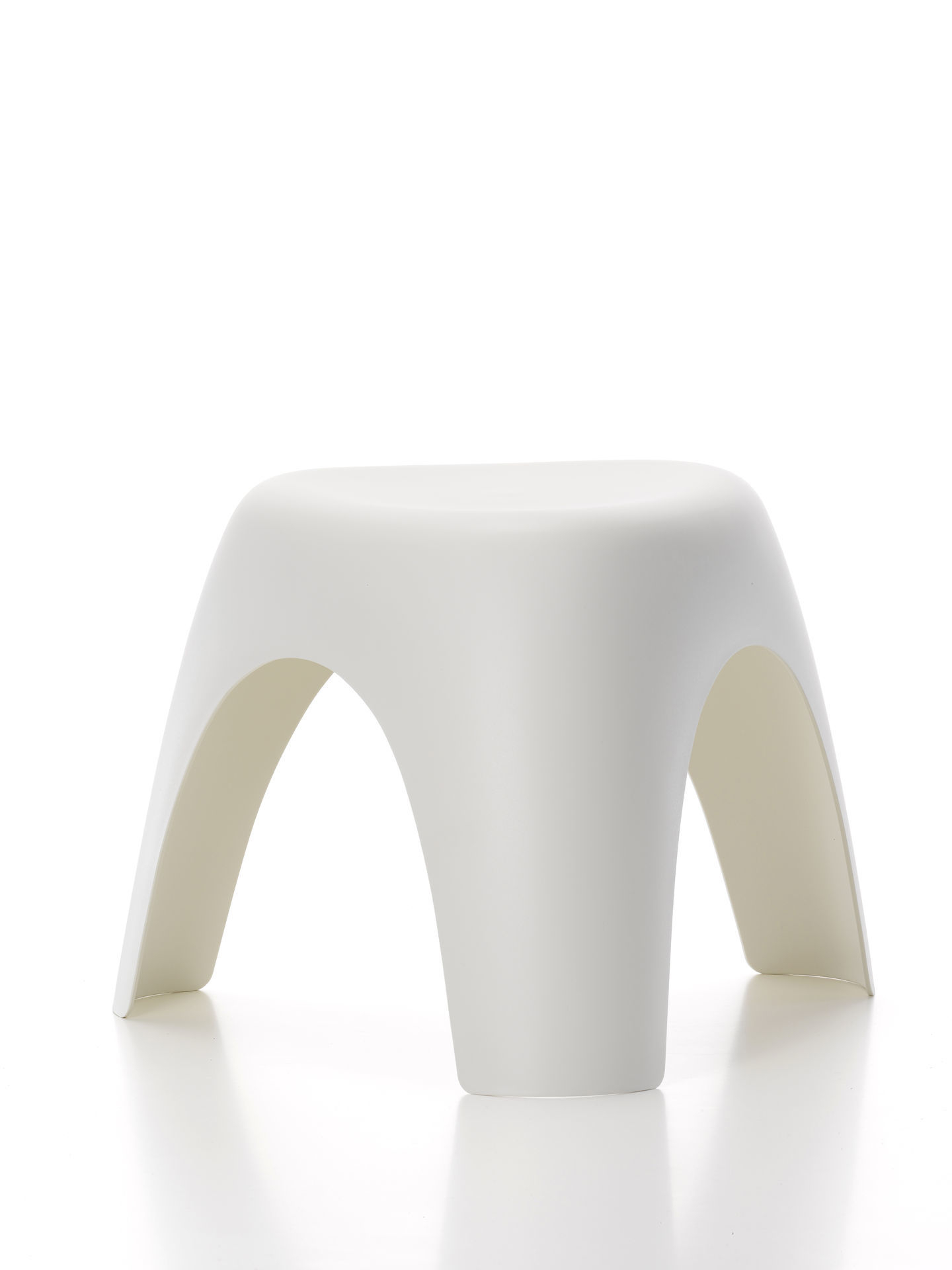 Elephant Stool Vitra Cream