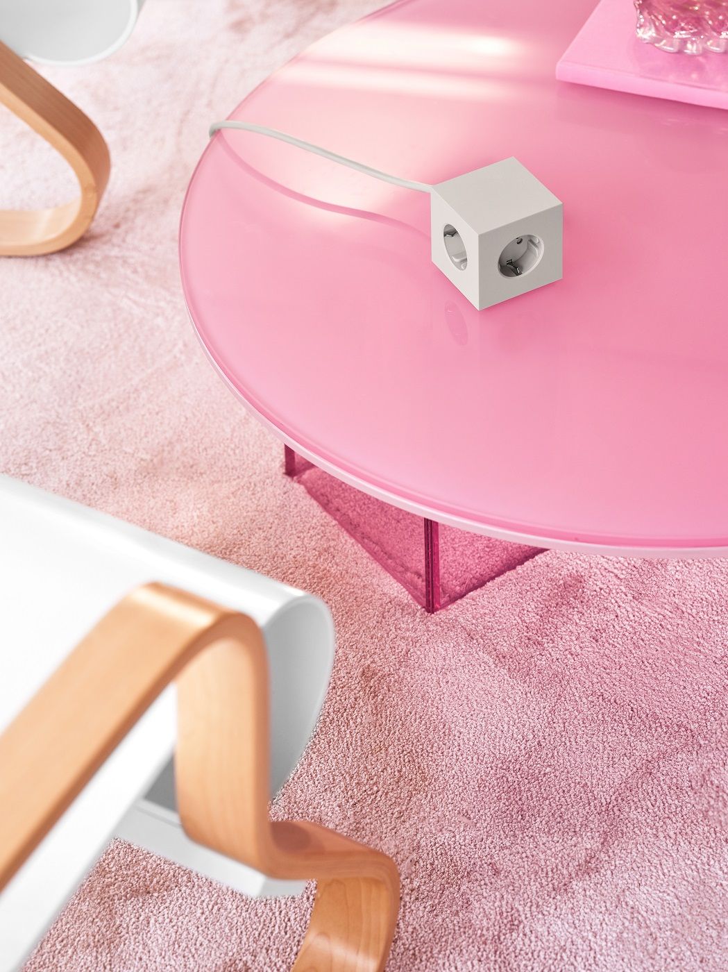 Square 1 - Avolt Socket Cube with USB C dfp Design Shark blue