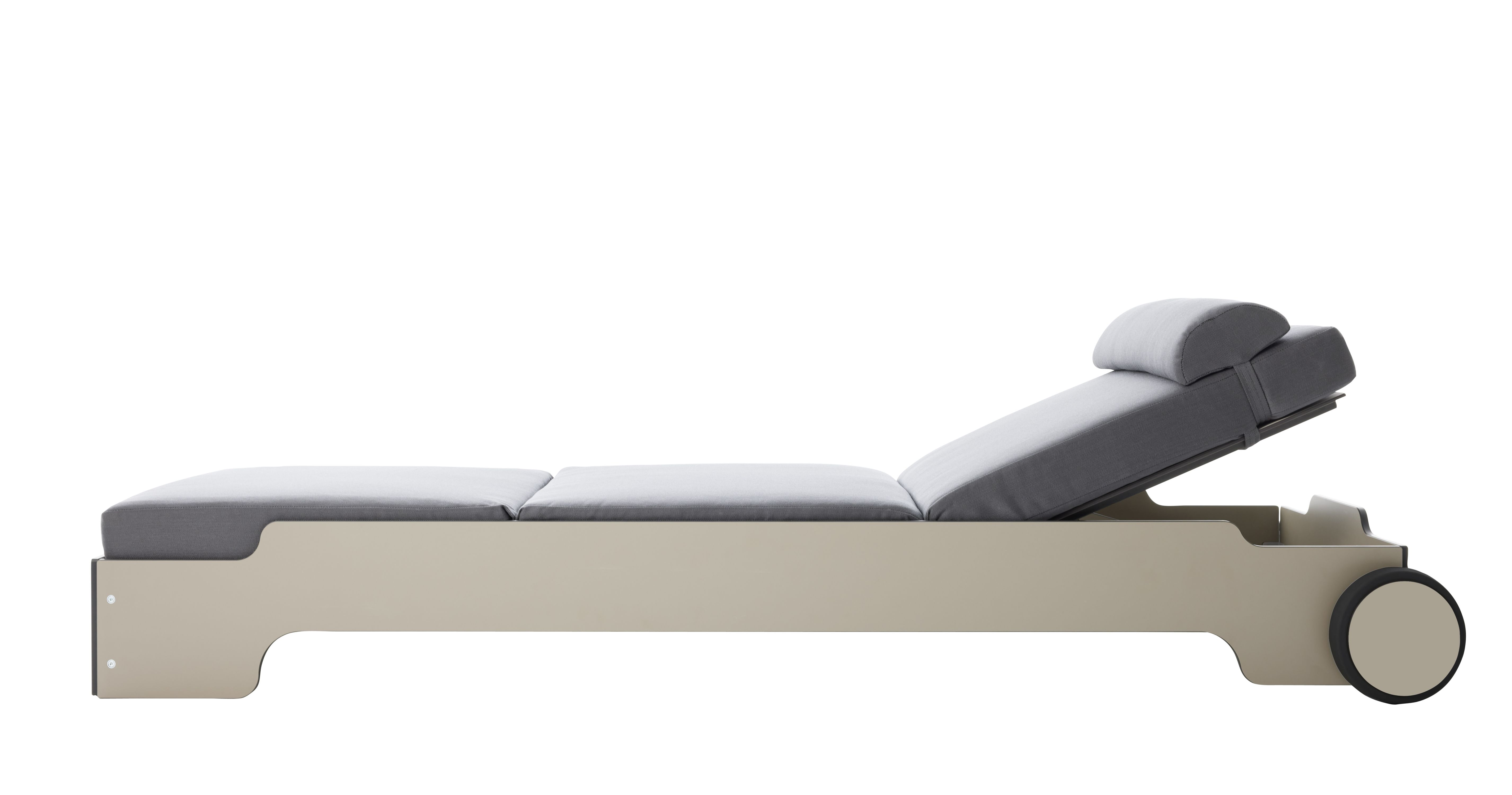 Solara Stacking Lounger incl. Wheels and Upholstery Outdoor Müller Möbelwerkstätten
