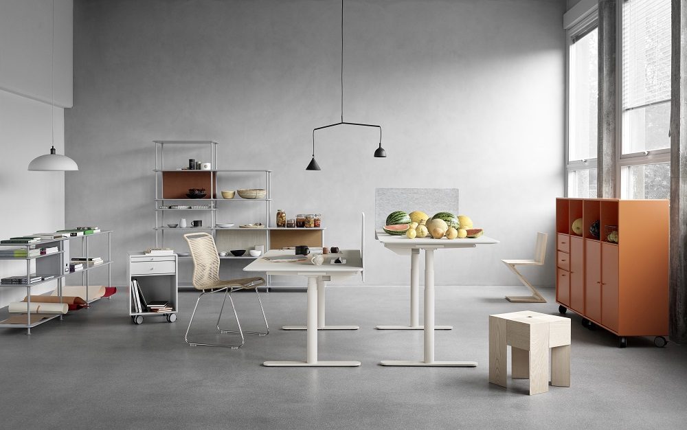 HiLow 2 Electrically height-adjustable Table / Work table Montana