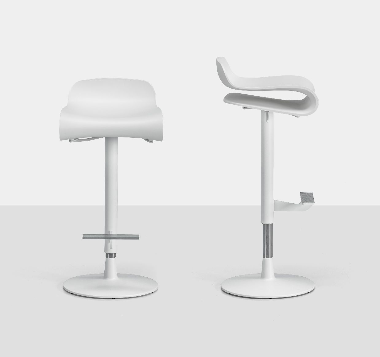 BCN height-adjustable bar stool Kristalia