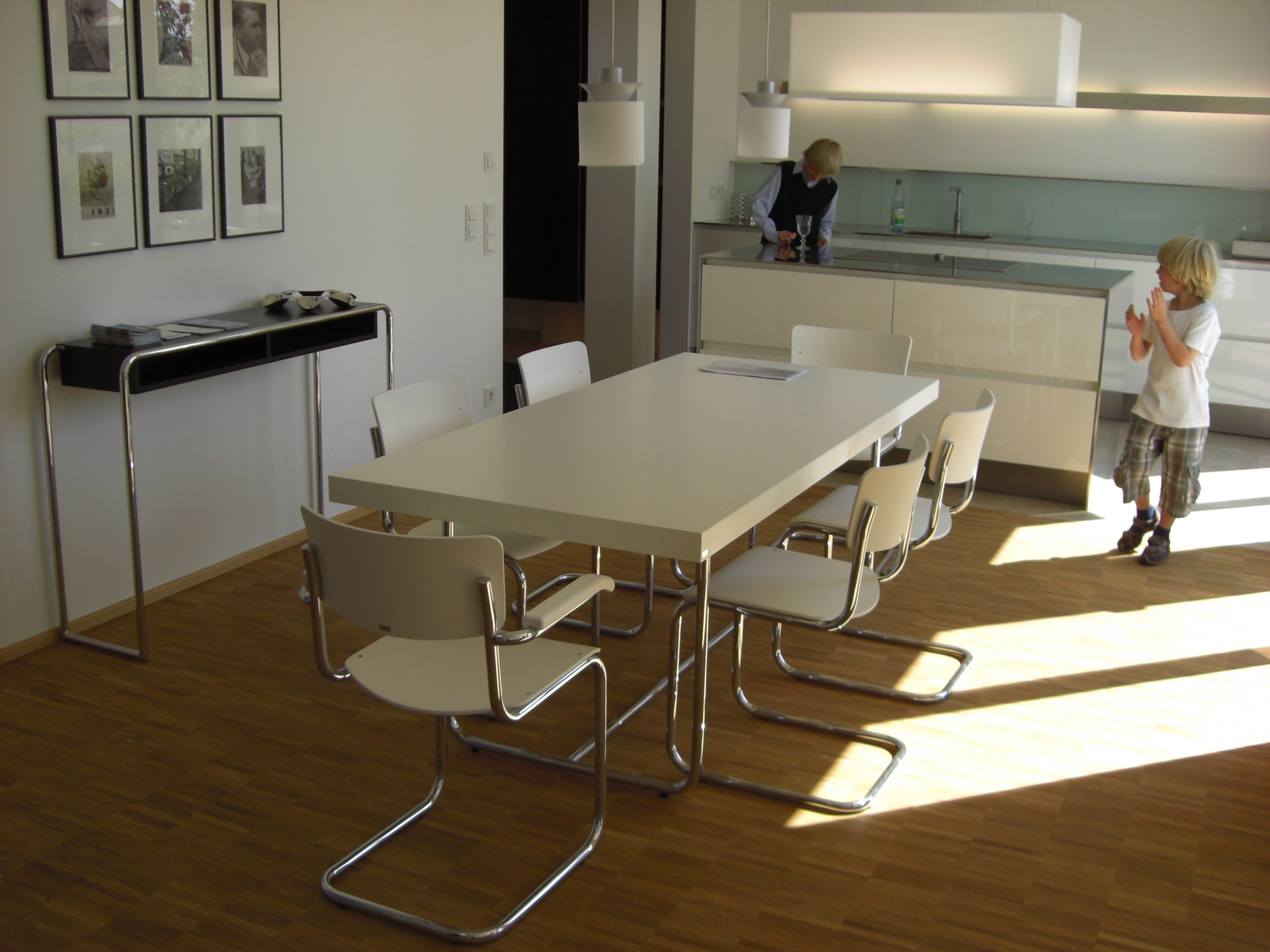 S 43 Tubular steel classic cantilever Thonet Natural beech - Chrome