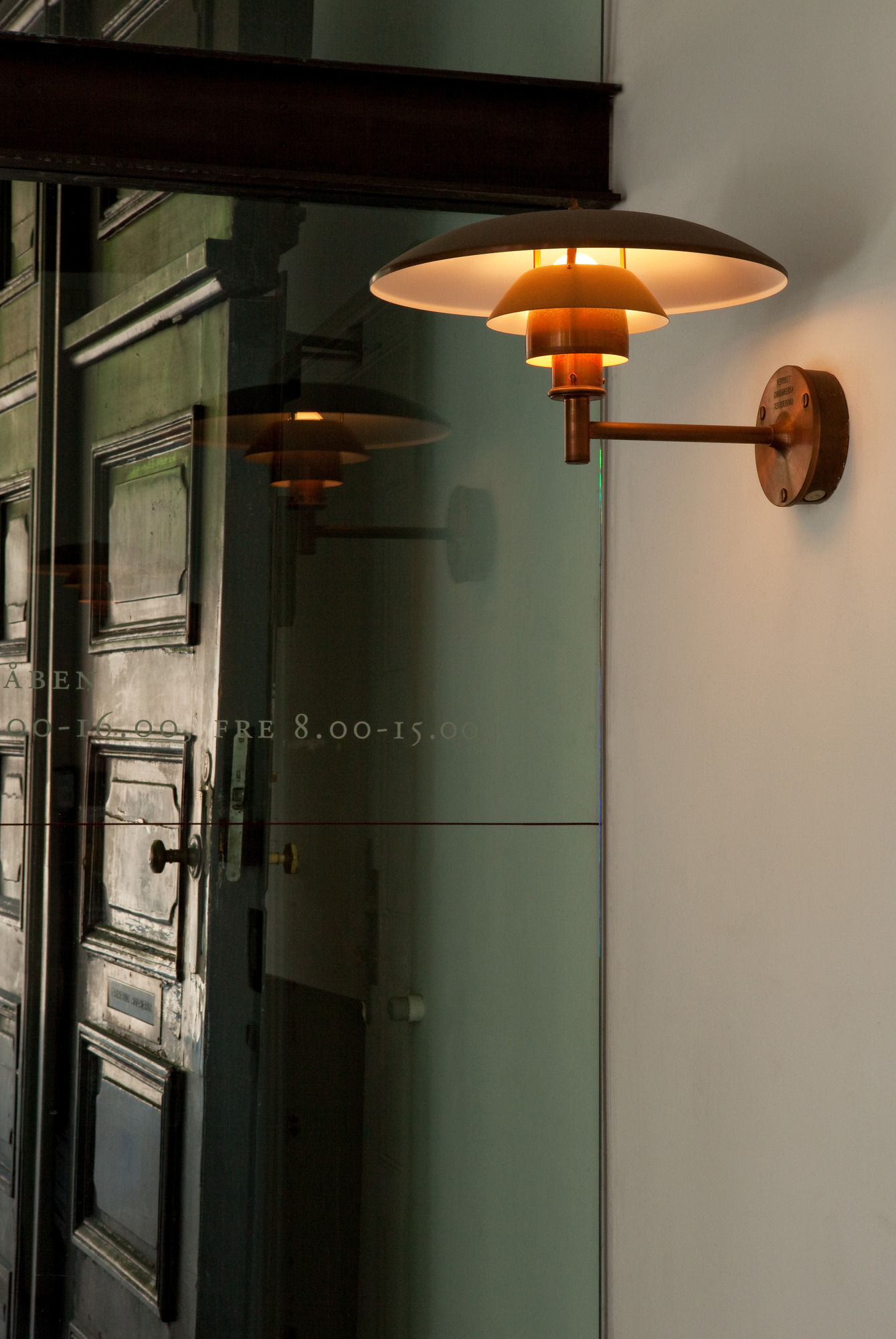 PH Wall Outdoor Wall lamp Louis Poulsen