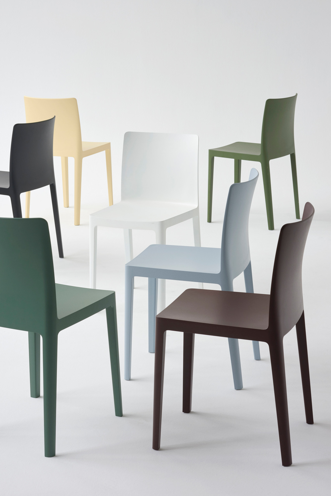 Élémentaire / Elementaire Chair Outdoor Anthrazit Hay SINGLE PIECES Élémentaire / Elementaire Chair Outdoor Anthrazit Hay SINGLE PIECES