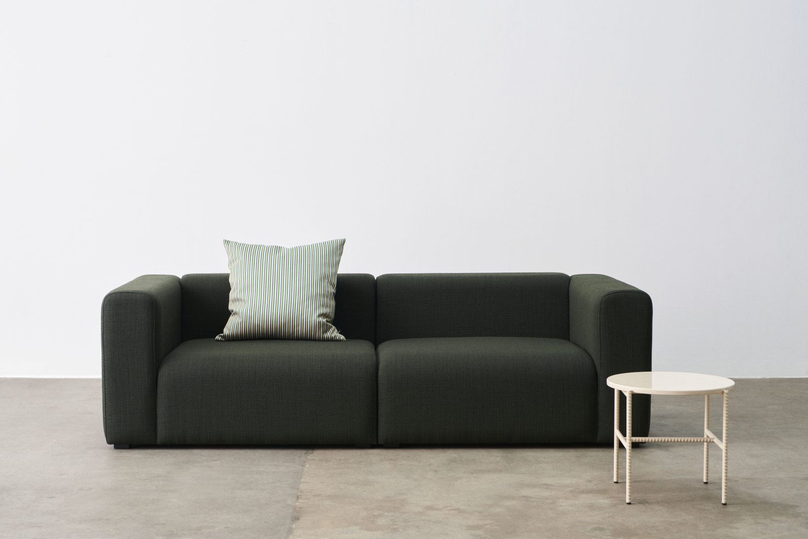 Mags Sofa 2.5-seater Combination 1 Hay