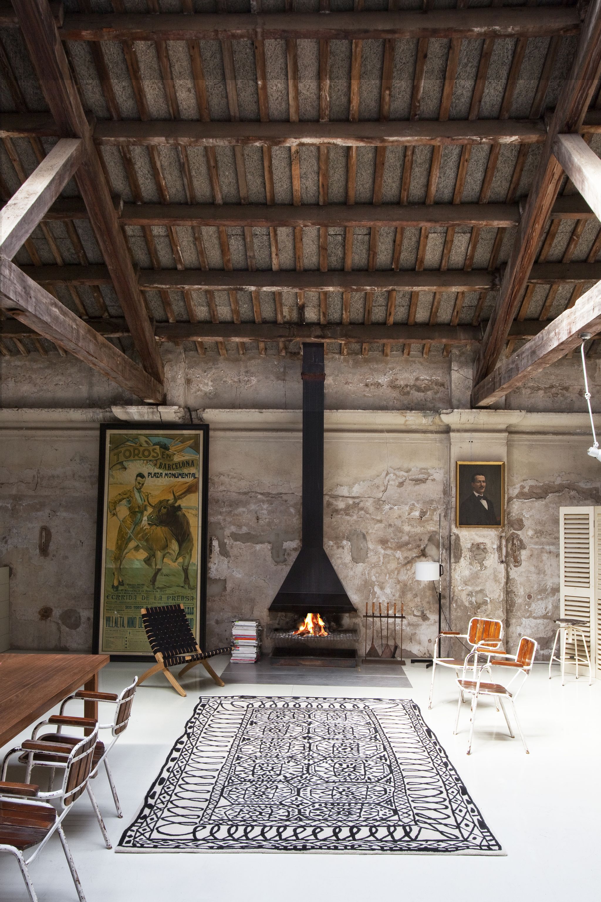 Black on White Estambul Carpet Nanimarquina