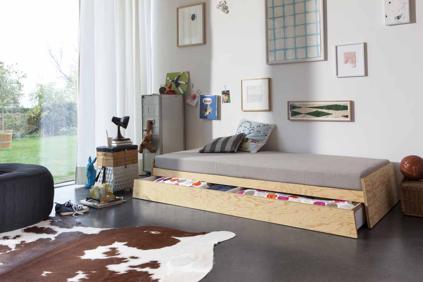Lönneberga stackable bed solid oak with slatted frame Richard Lampert