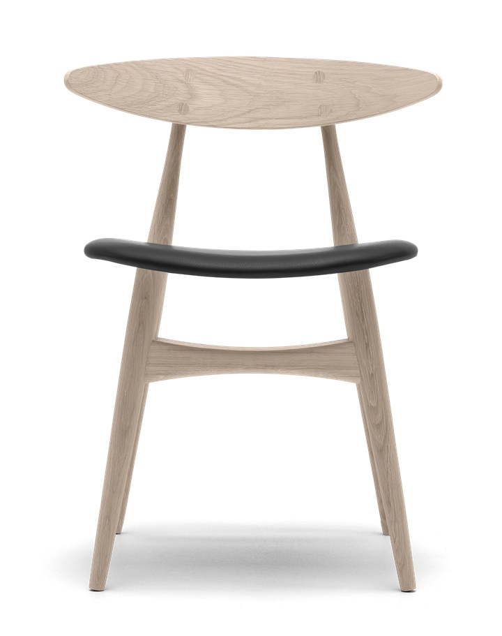 CH33P Chair upholstered Carl Hansen & Søn
