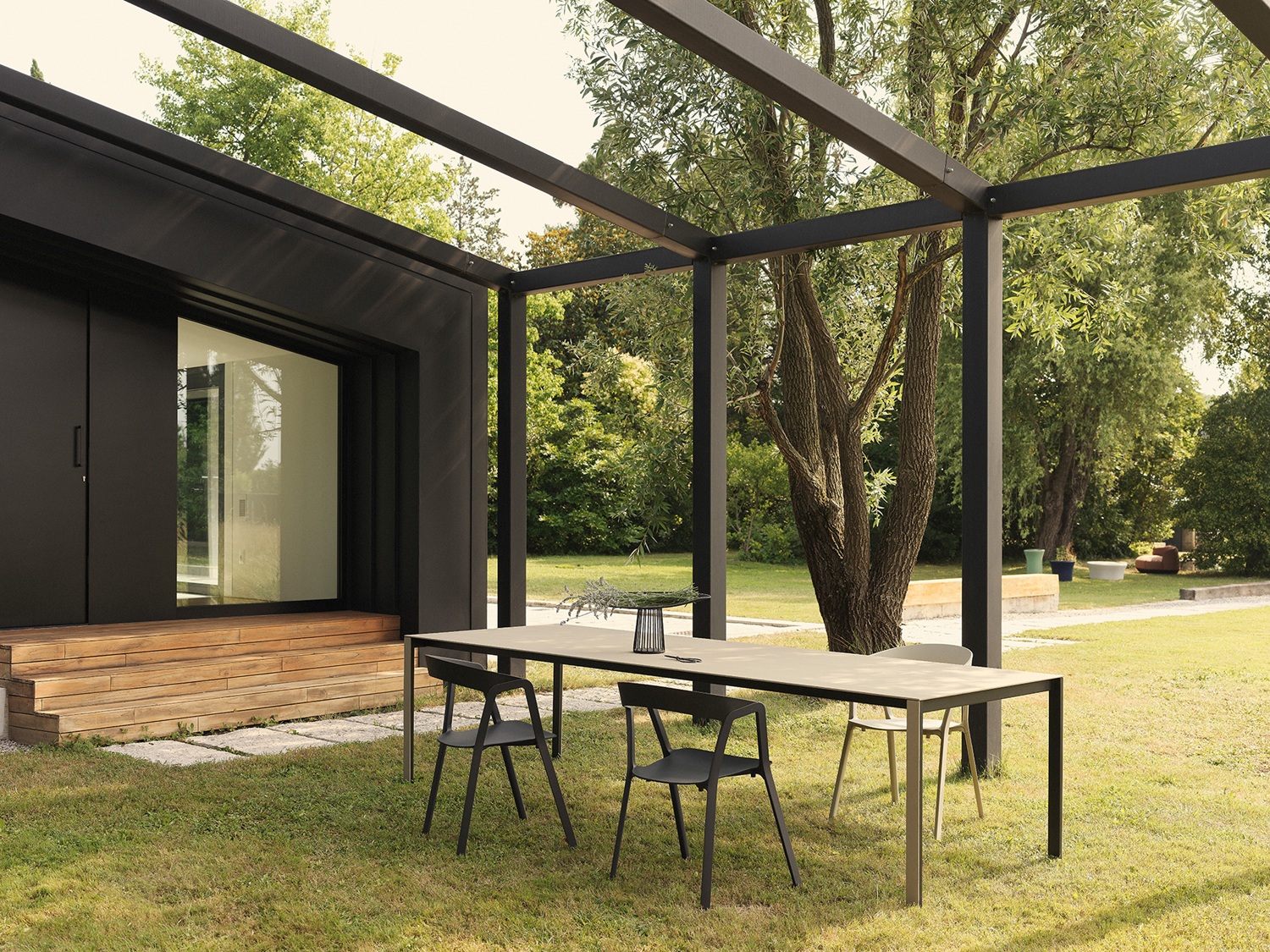 Thin-K Outdoor Estensibile Extendable table Kristalia