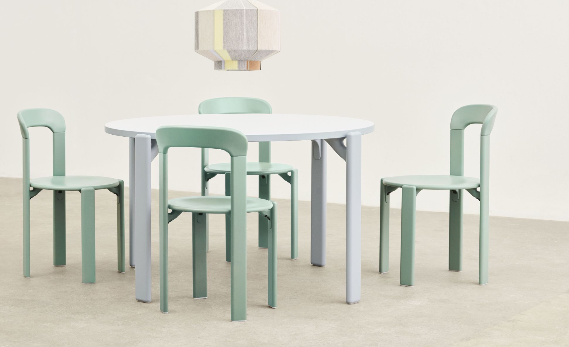 Rey Table Hay