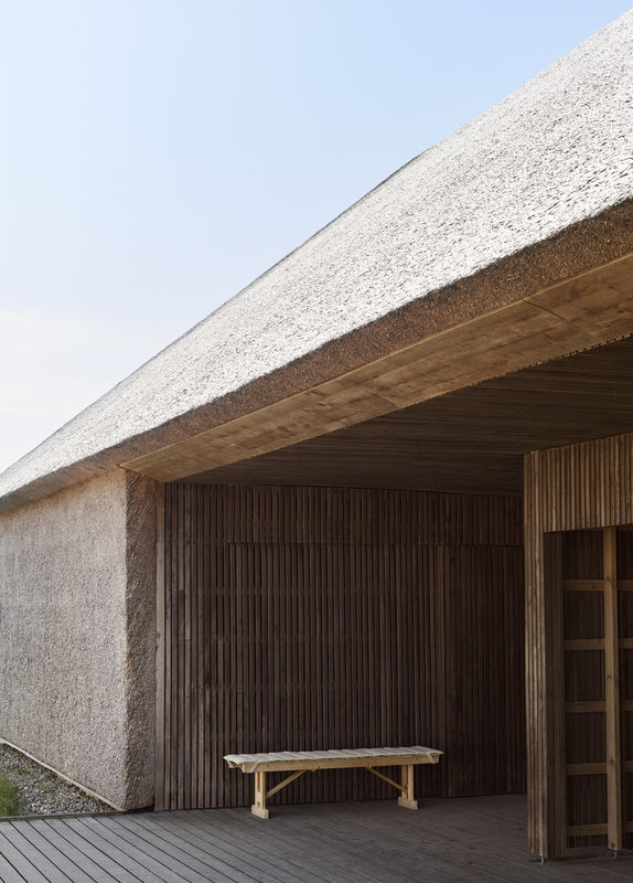 Mogensen bench outdoor Carl Hansen &amp; Søn