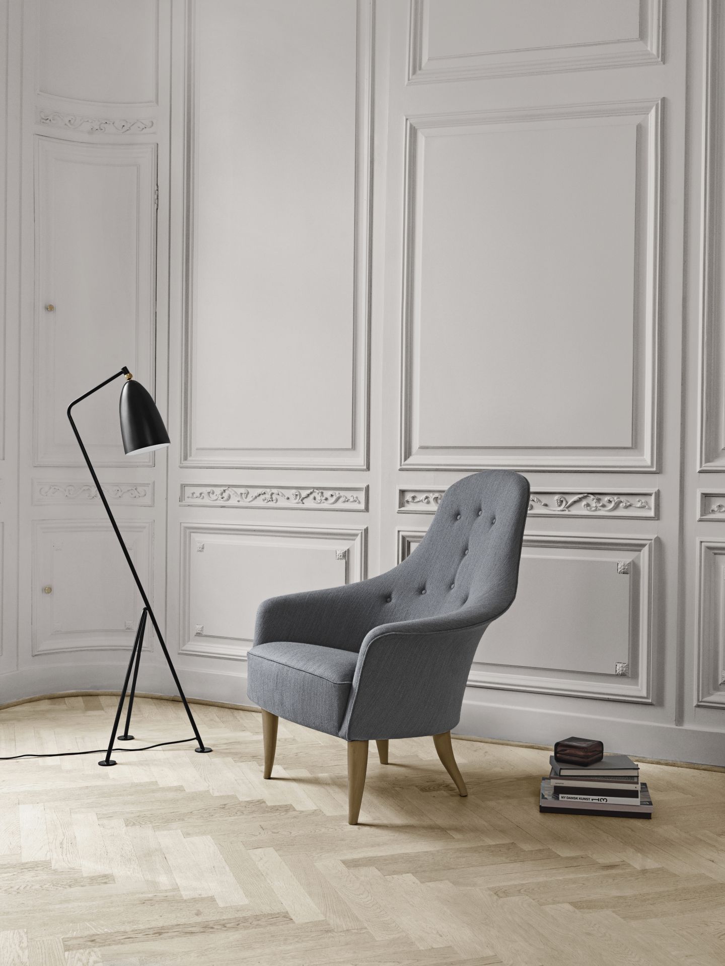Gräshoppa / Grashoppa Floor light Dusty blue Gubi