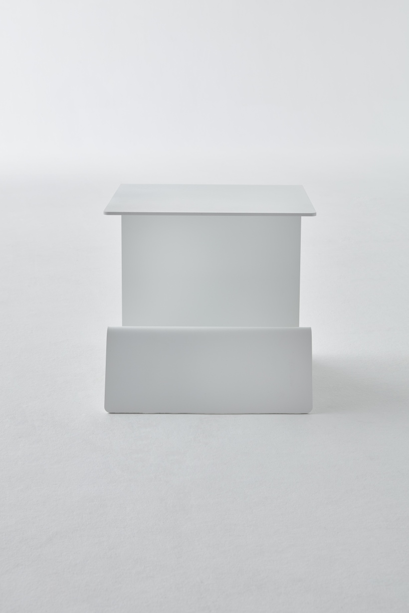 Buk side table Müller Möbelwerkstätten