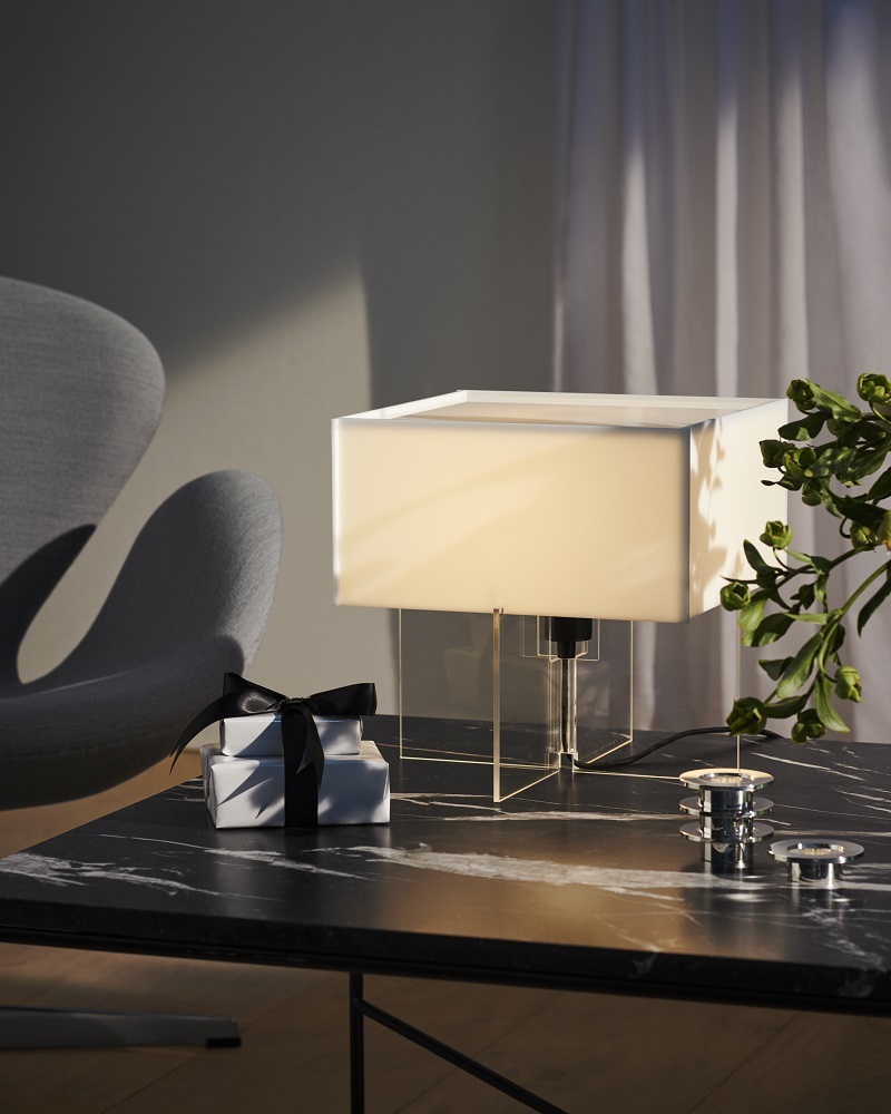 Cross-Plex Table lamp H 30 x B 40 cm Fritz Hansen SINGLE PIECES