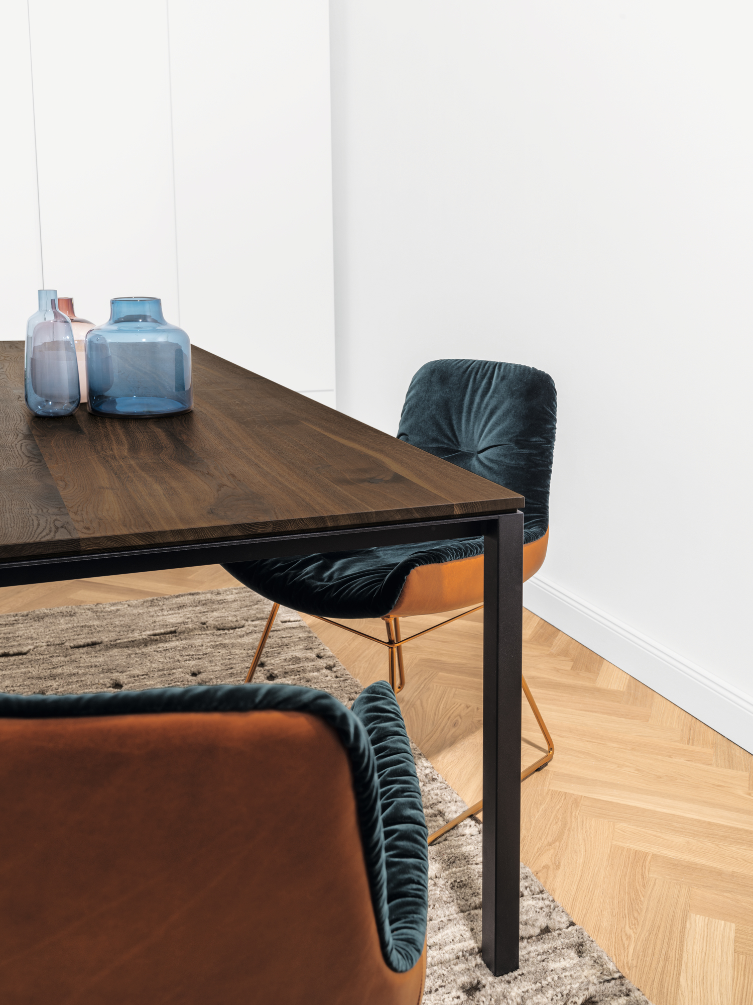 S 600 Table smoked oak Janua