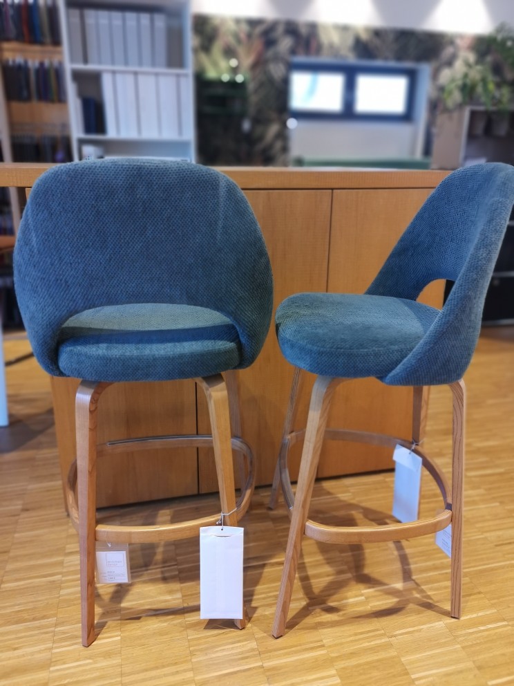 Saarinen Bar Stool Knoll International EXHIBITION PIECE