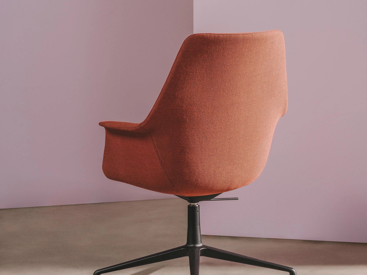 Gala Executive SO2005 Andreu World office swivel chair