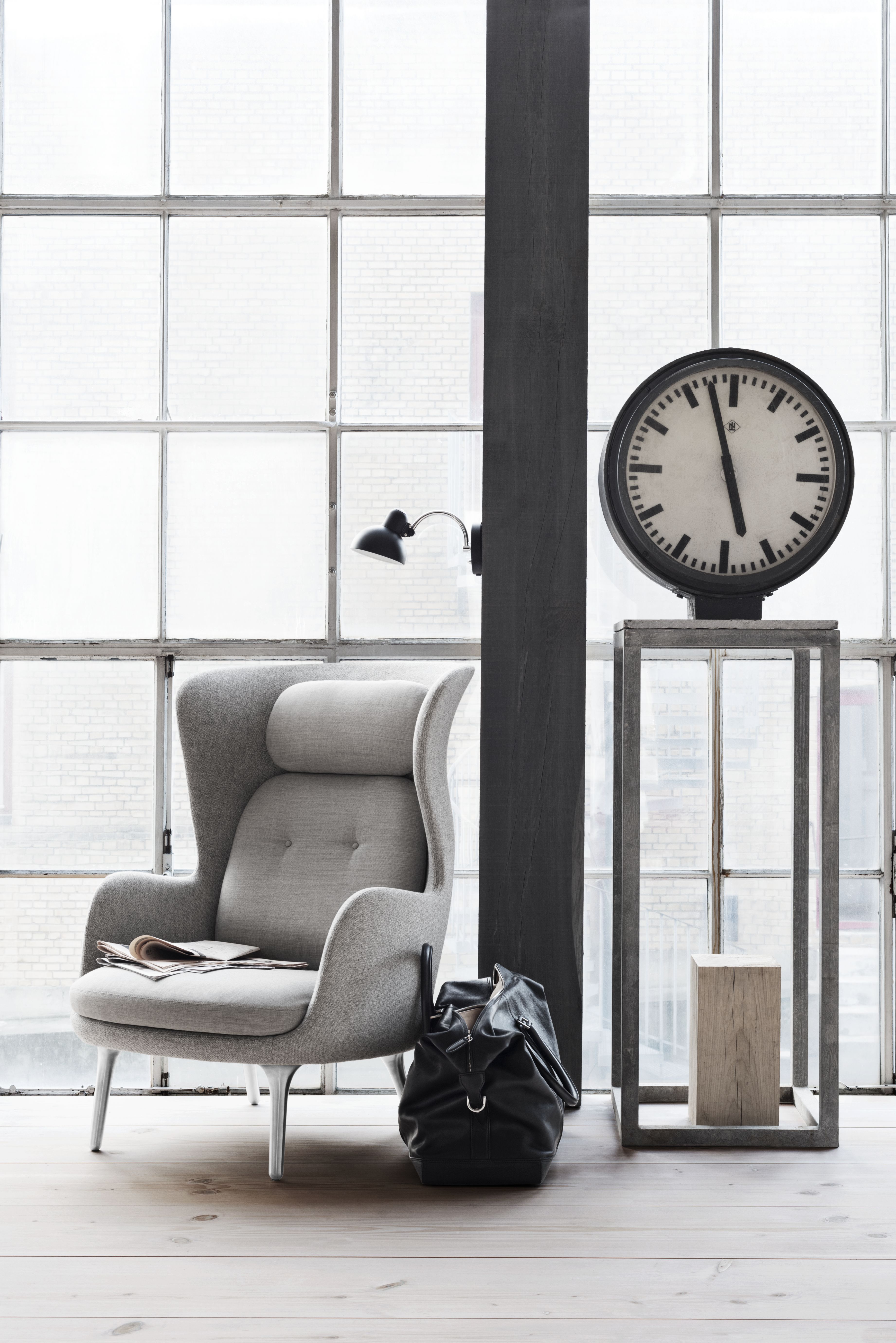 Ro Armchair Wood Fritz Hansen