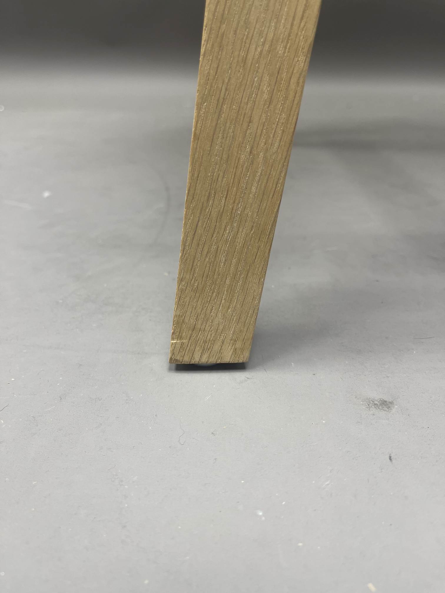 About a Stool AAS32 / AAS 32 Bar stool LOW OAK SOFT / MELANGE CREAM Hay MÄNGELEXEMPLAR 