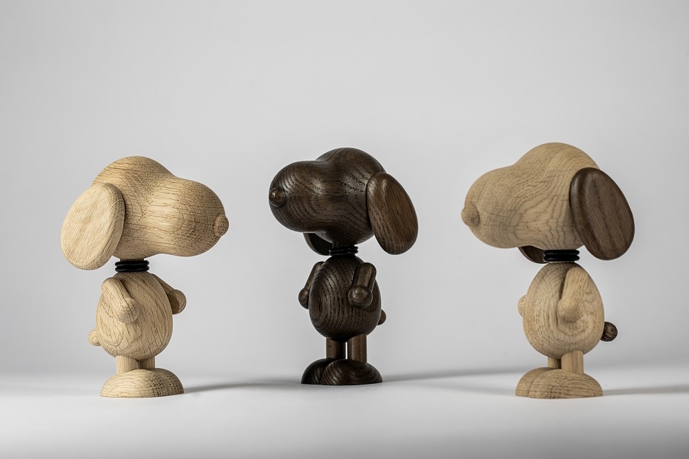 Mr B'eagle wooden figure dog natural oak / smoked oak Boyhood SINGLE PIECES