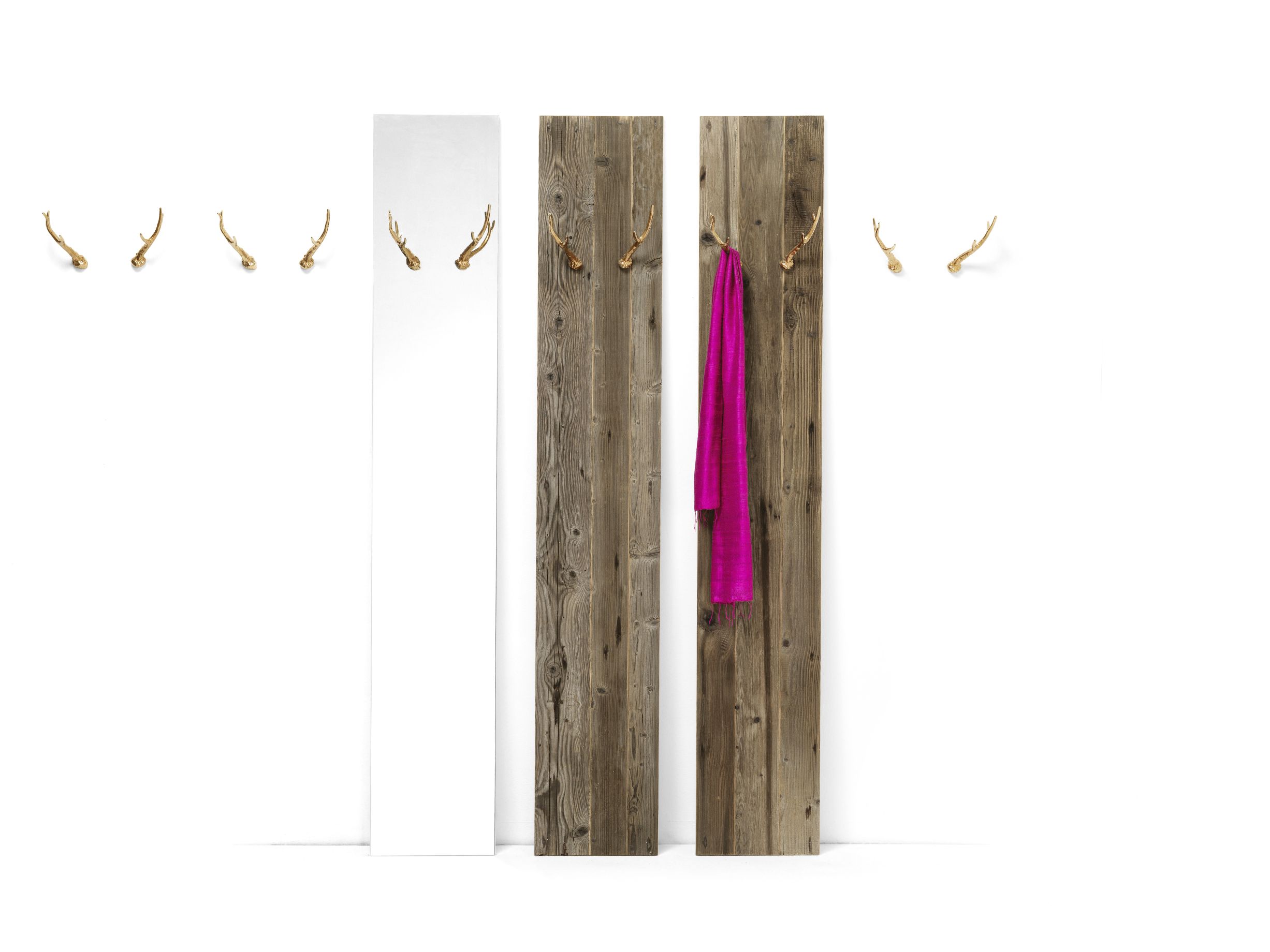 Hubertus mirror with a couple of dress-hangers Mogg