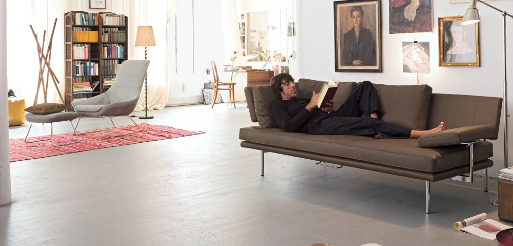 LIVING PLATFORM Sofa with two functional armrests Walter Knoll