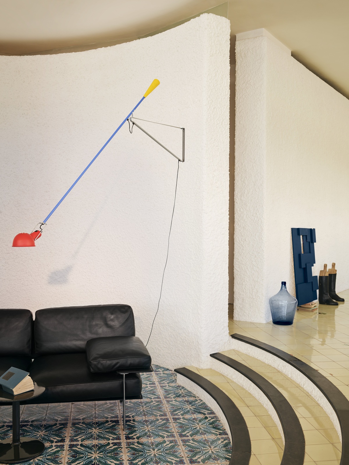 265 Small adjustable wall light Flos