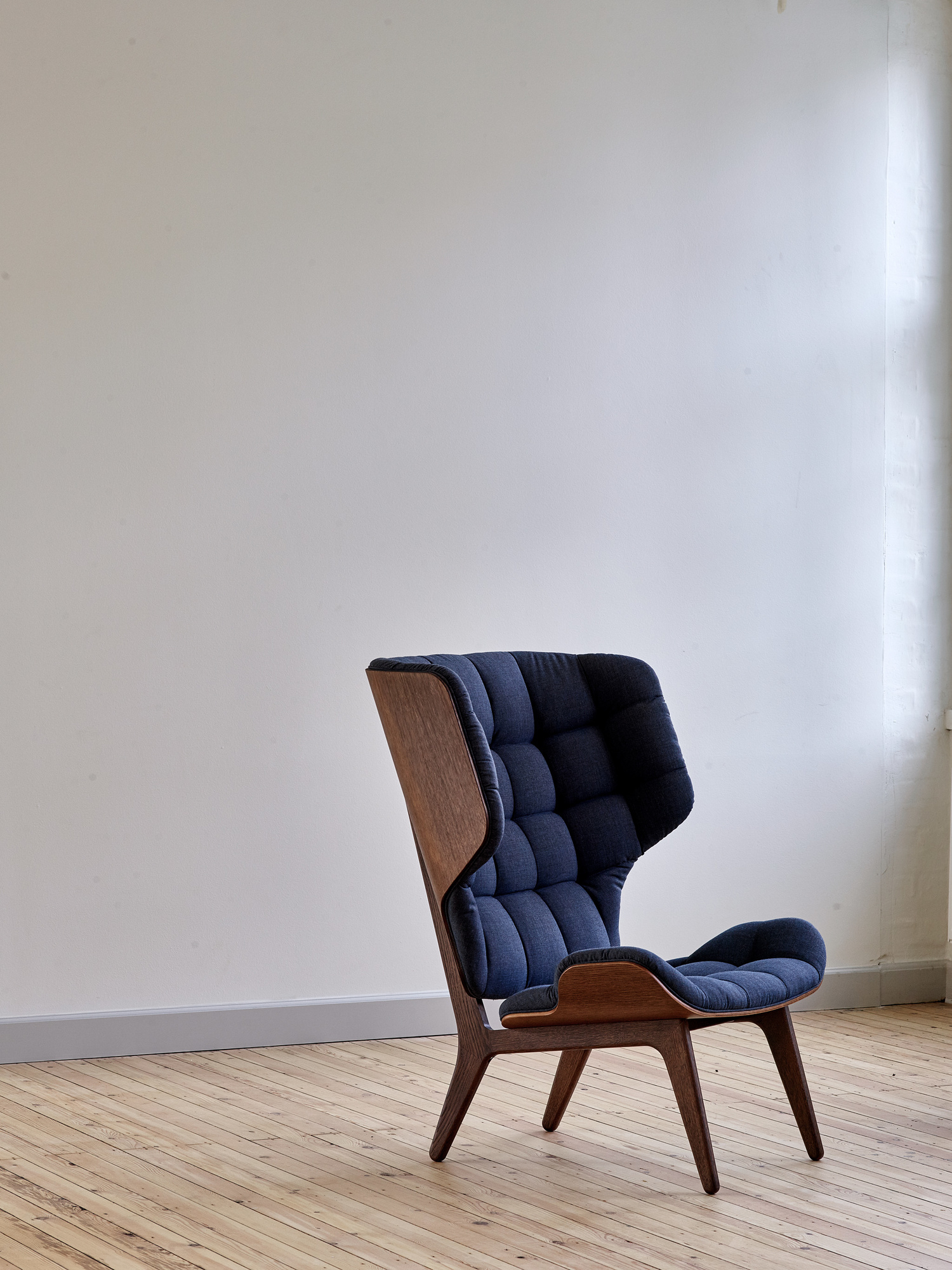 Mammoth Chair Dark smoked oak / Fame 61044 NORR11