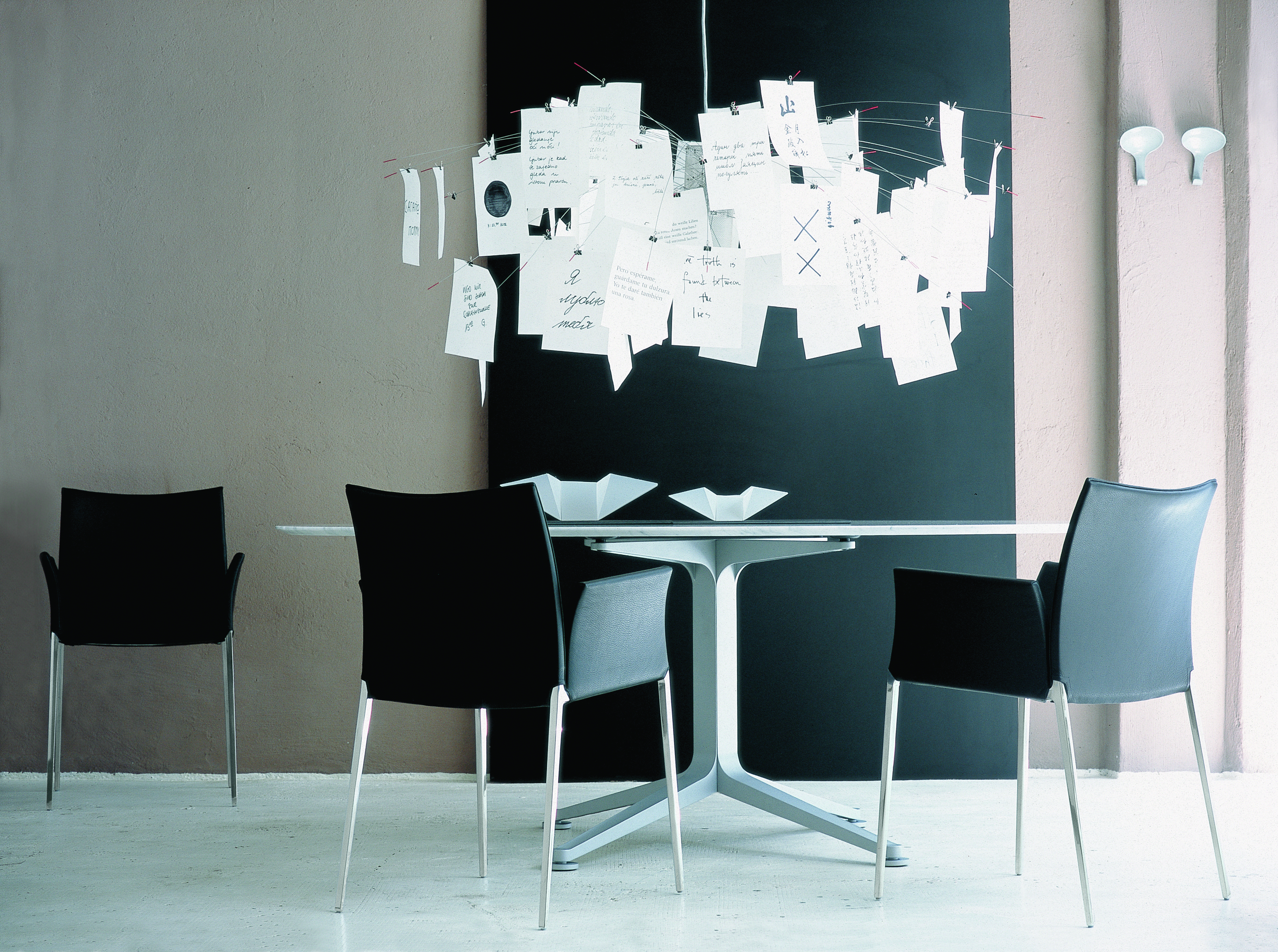 Lia Chair with Armrest Zanotta