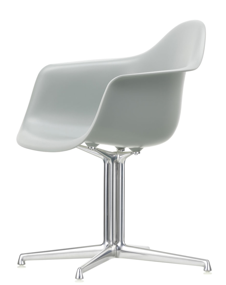 Eames Plastic Arm Chair DAL Chair Vitra