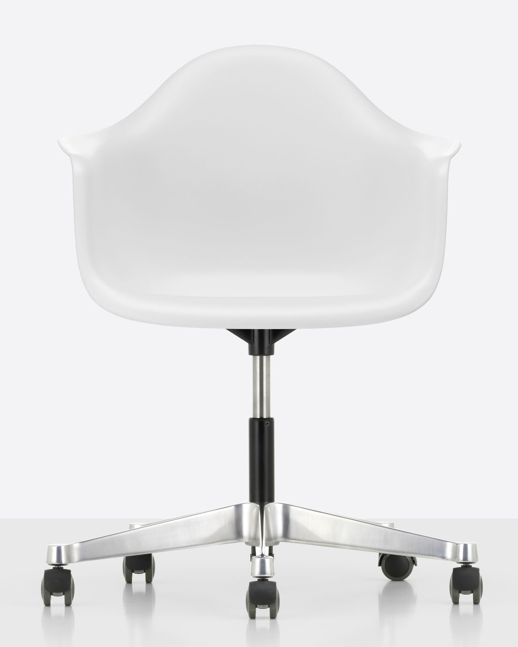 Eames Plastic Arm Chair PACC Chair Vitra