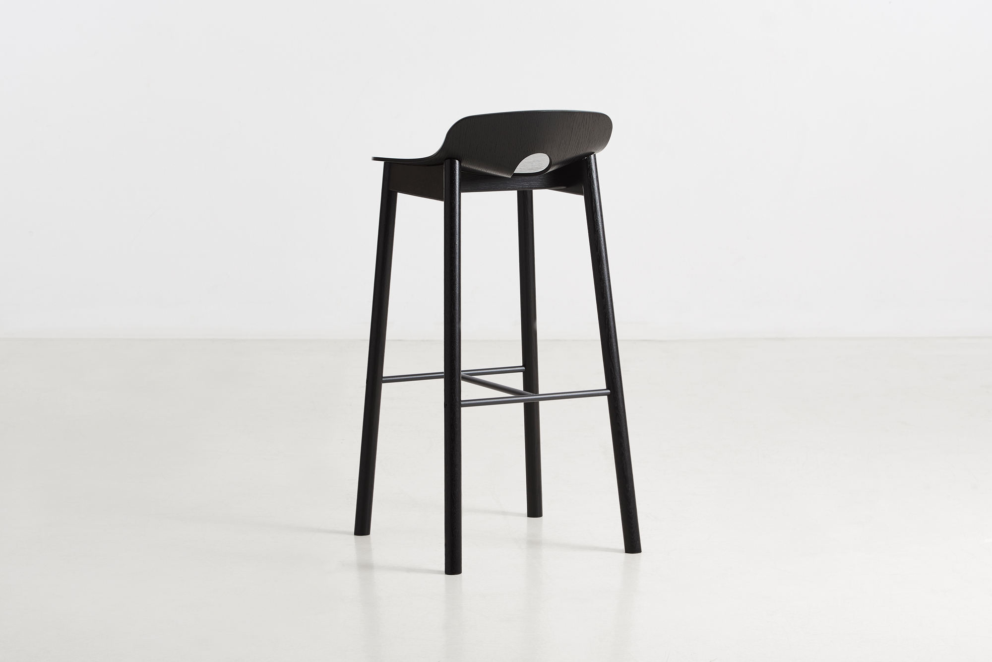 Mono Barstool Black Painted Ash Woud