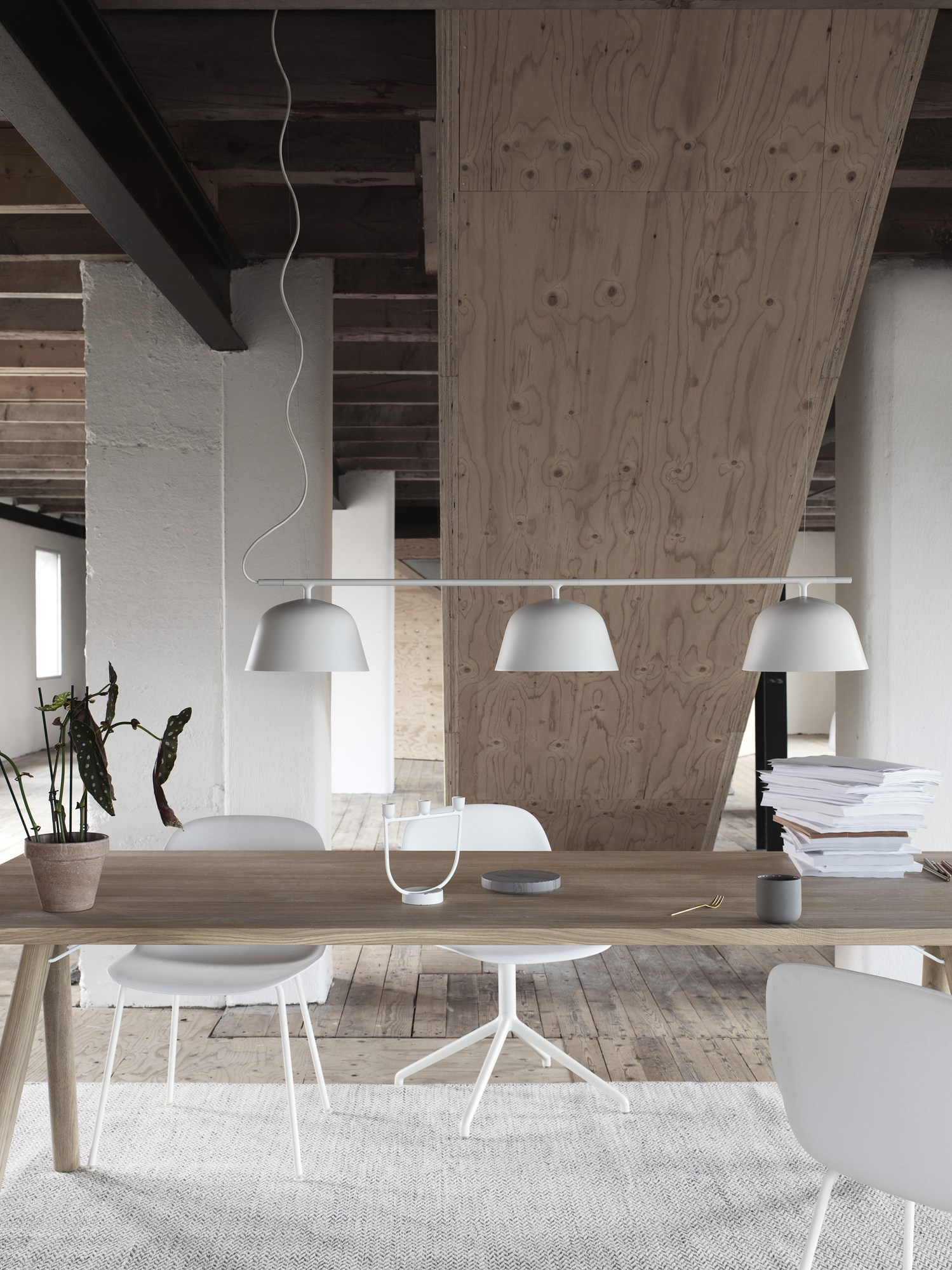 Ambit Rail pendant lamp Muuto