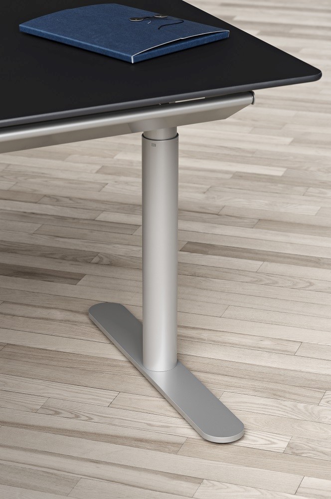 HiLow 2 Electrically height-adjustable Table / Work table Montana