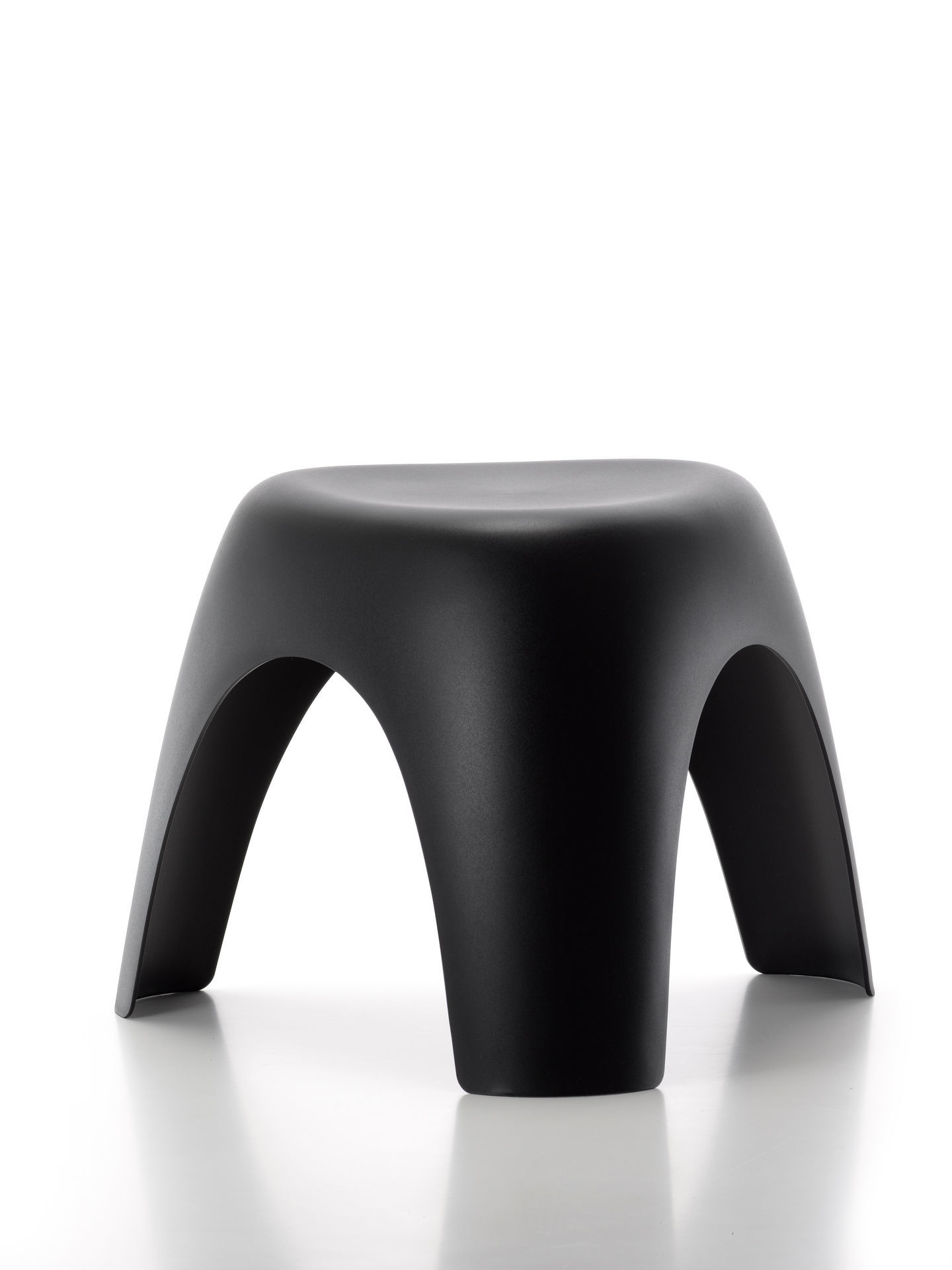 Elephant Stool Vitra Cream