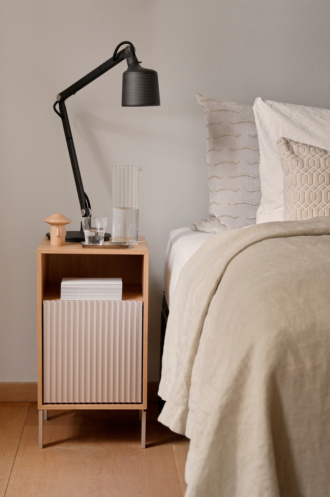 VIPP672 Bedside table Bedside table Vipp