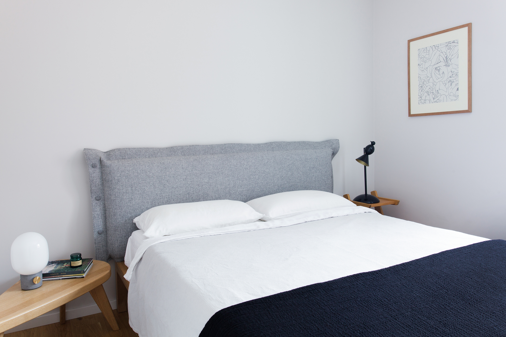 Pure bed upholstery for headboard 180 x 200 cm Velito light gray Hans Hansen