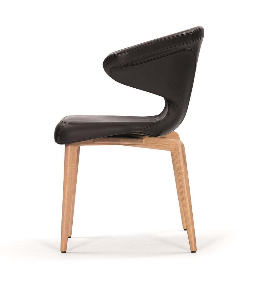 Munich Armchair ClassiCon