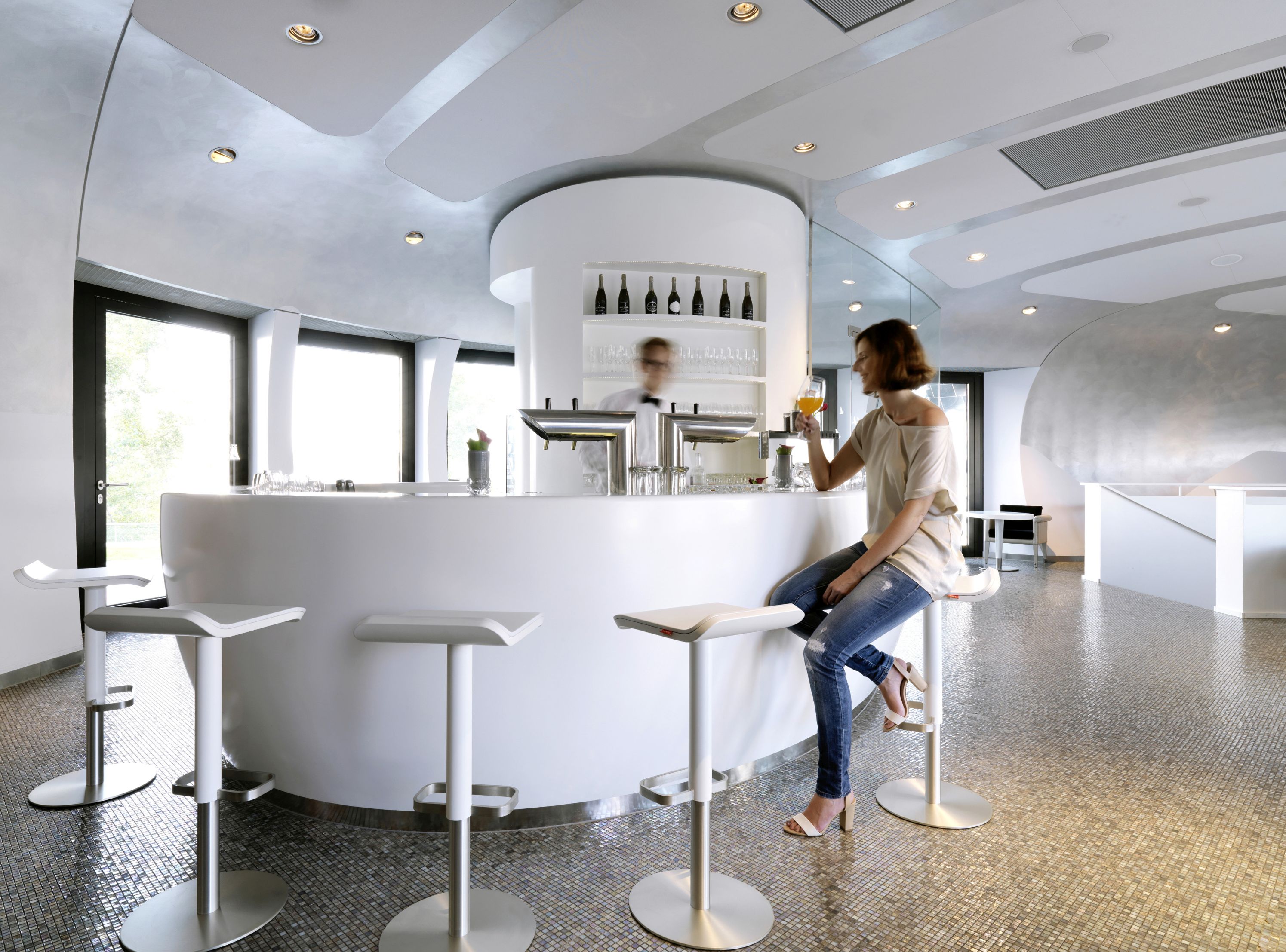 ED Bar Stool Height Adjustable White Moree