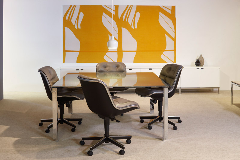 Pollock Executive swivel chair without armrests Knoll International