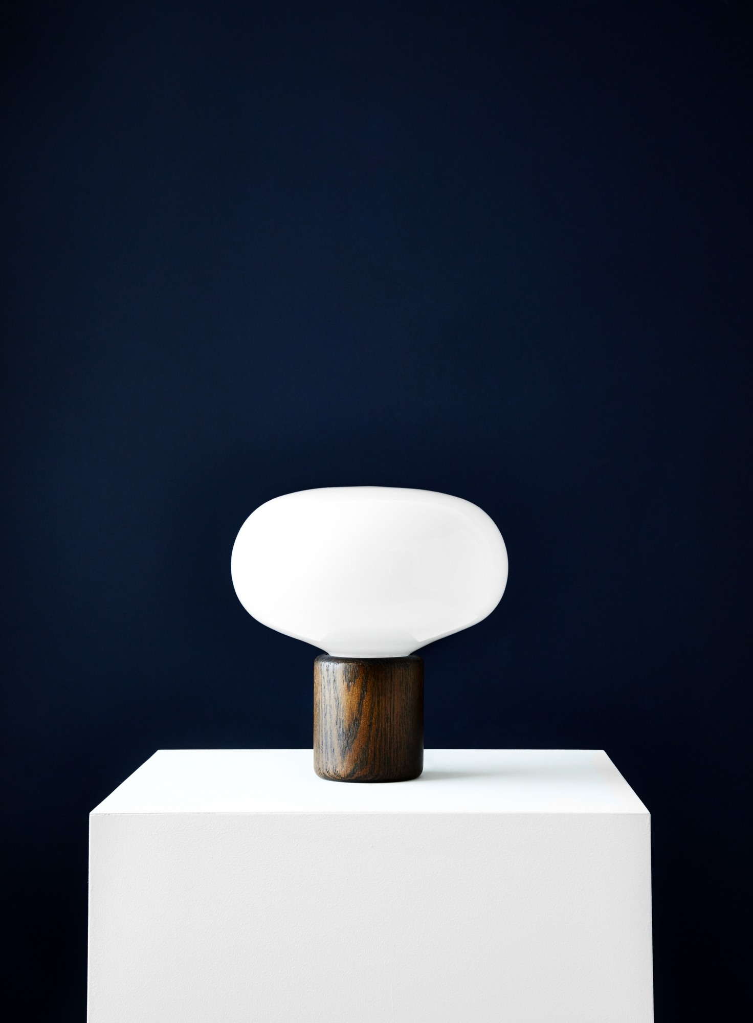Karl-Johan Table lamp New Works oak / opal glass