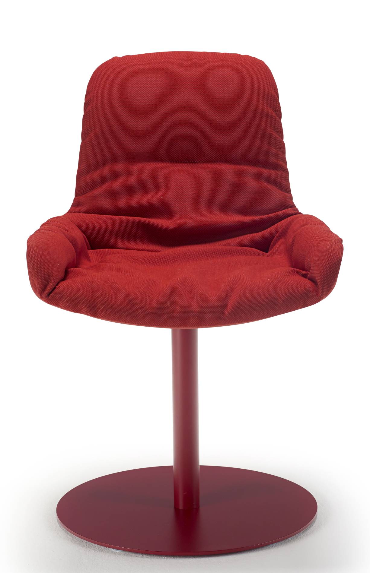 Leya chair armrest low Freifrau Manufaktur